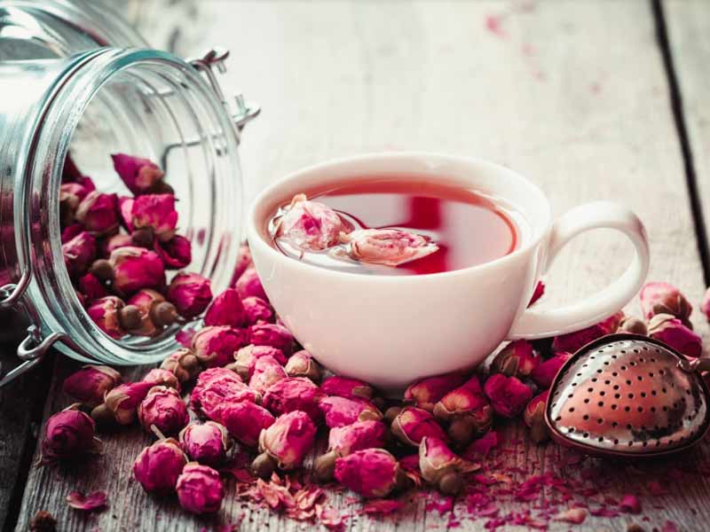 Drink flower tea, beauty and anti-ageing