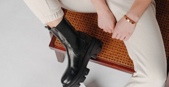 2023 Shoe Trends That Will Elevate Your Outfit